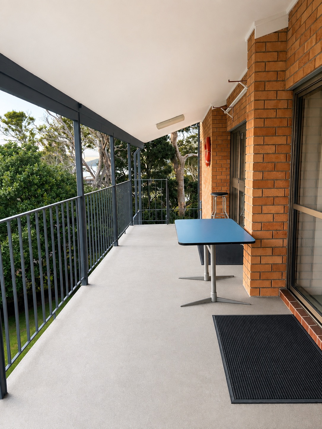 Upper floor room and dance floor